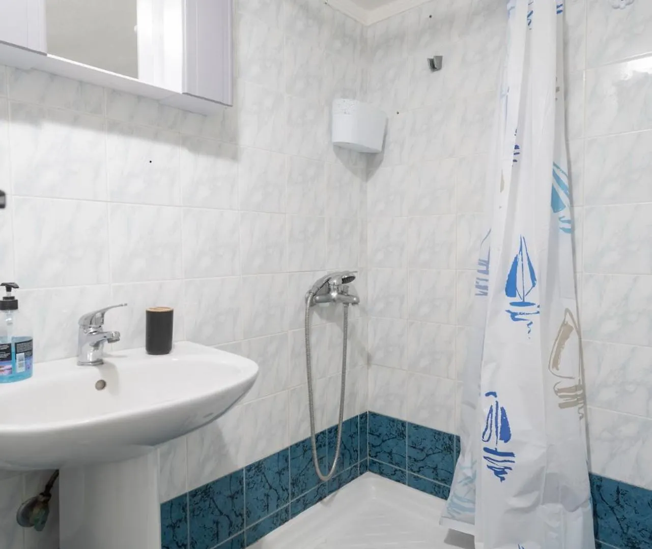 Amadeo Apartments Hanioti